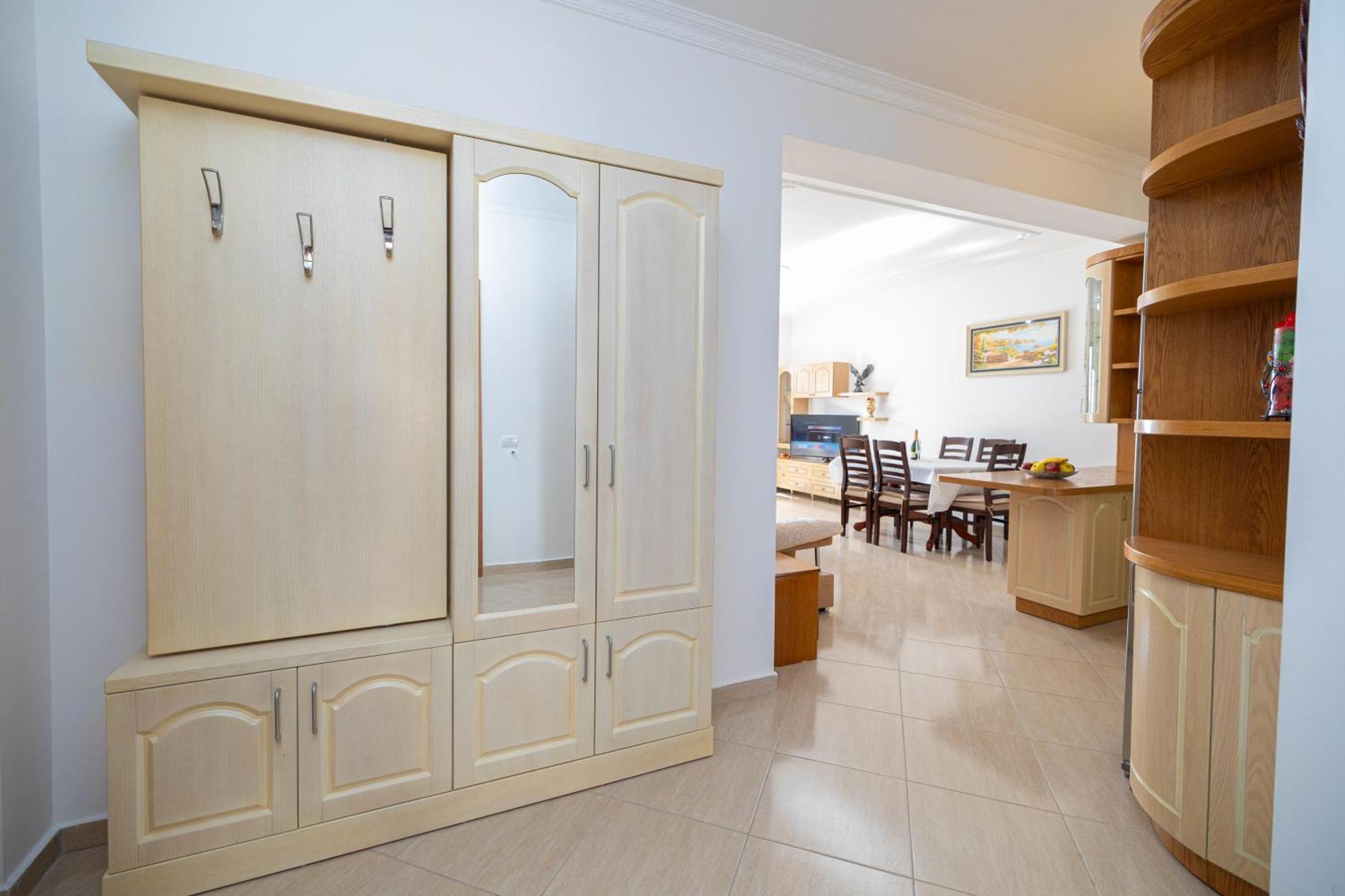 Lucas Apartments Rental Vlorë Buitenkant foto