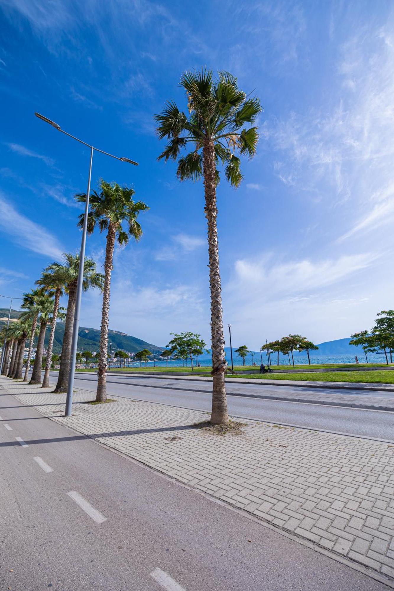 Lucas Apartments Rental Vlorë Buitenkant foto